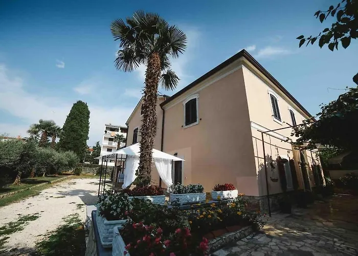 New Renovated Appartment Mauri