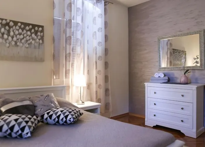 New Renovated Appartment Mauri