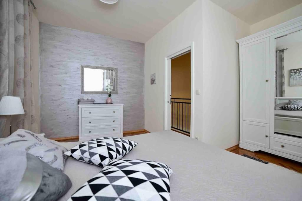 New Renovated Mauri Porec