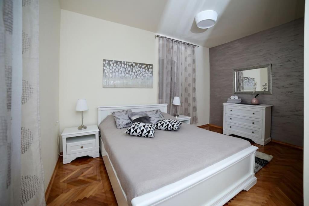 New Renovated Mauri Porec